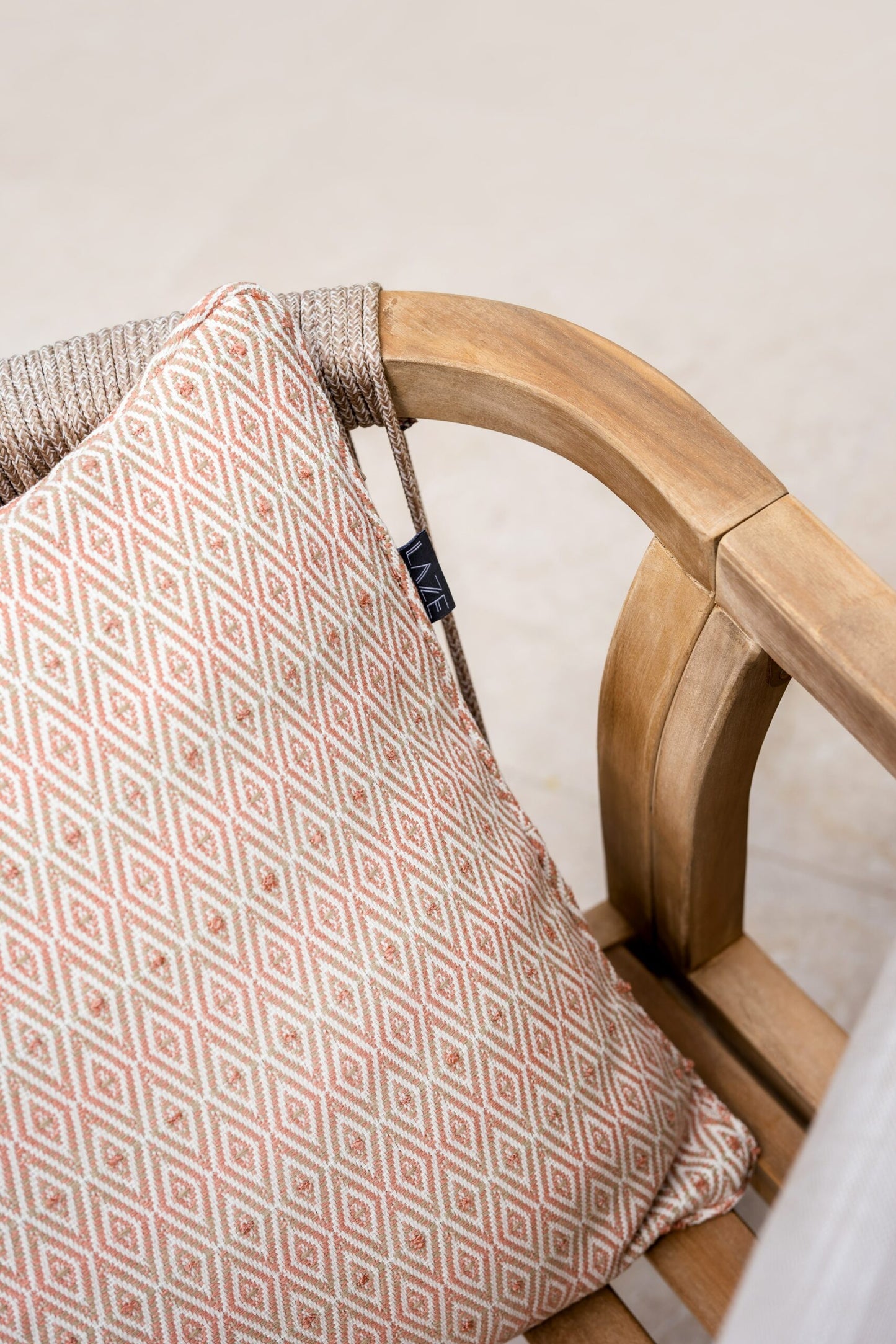 LAZE sierkussen 'Diamond' roze - diverse maten