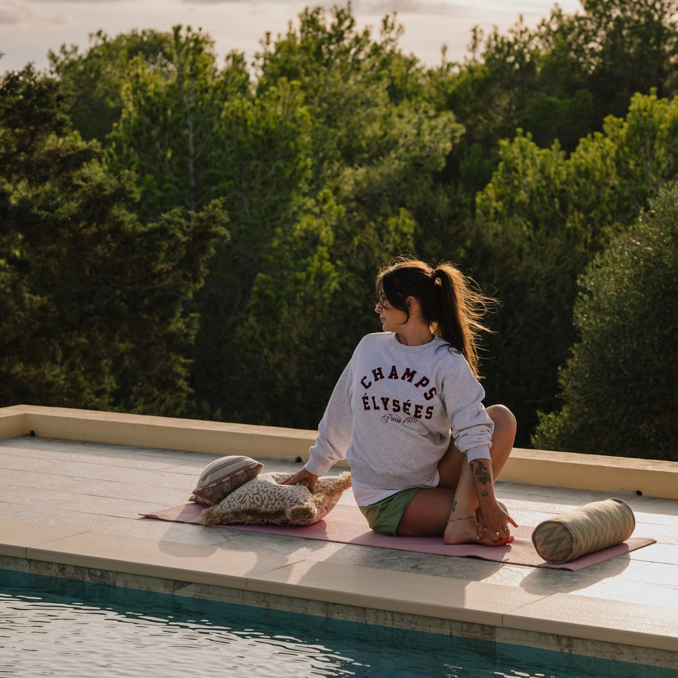 Double sided cushion Jackie Rose & Ecru x Mako Rose & Olive